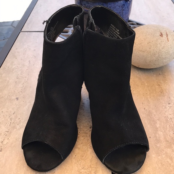 Steven Madden Boots❤️💞❤️💞 - Picture 1 of 6